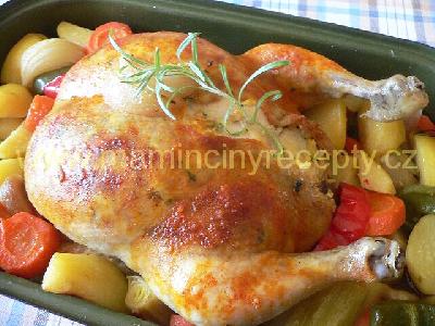 Nadívané kuře pečené s přílohou