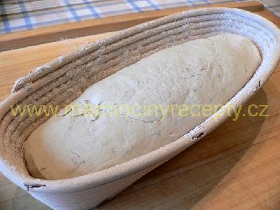 Jednoduchý kváskový chléb
