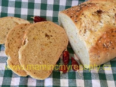 Bílý kořeněný chléb