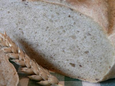 Kváskový kmínový chléb