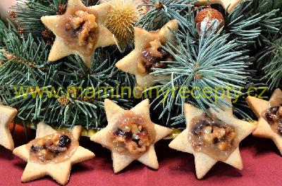 Celozrnné hvězdičky s ořechy a brusinkami