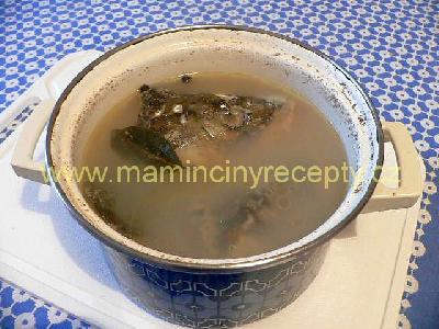 Polévka z kapra s knedlíčky