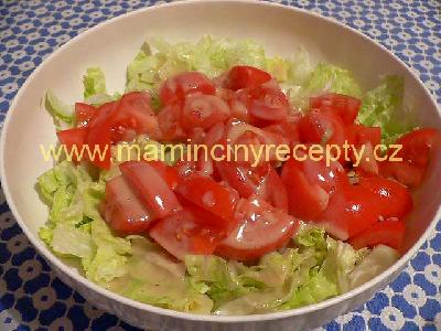 Ledový salát s rajčaty