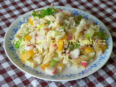 Těstovinový salát bez majonézy (jogurtu)