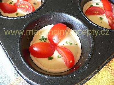 Sýrové košíčky s rajčátky