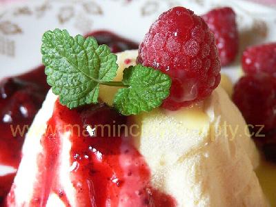 Zmrzlinové dortíčky s ovocným přelivem