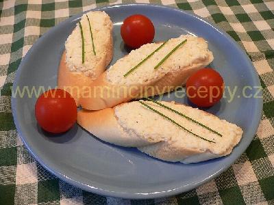 Celerová pomazánka s česnekem