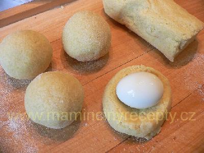 Bramborové knedlíky s vejcem