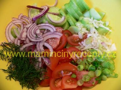 Salát s jarními cibulkami