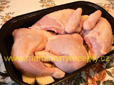 Kuře pečené na cibuli