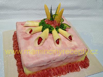 Česnekovo-sýrový dort