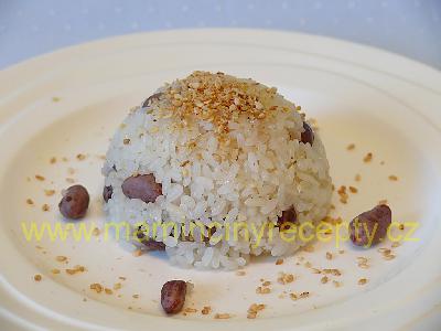 Lepkavá rýže s arašídy